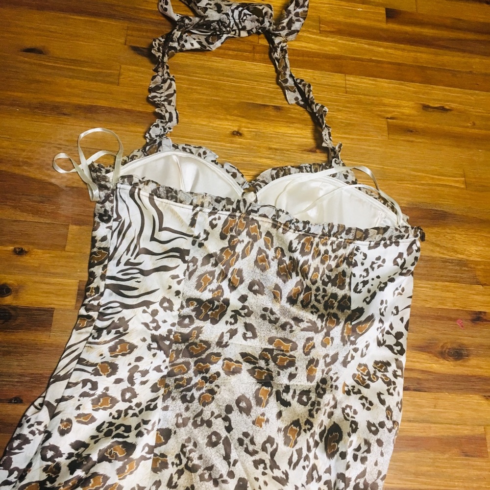 A women’s patterned top
